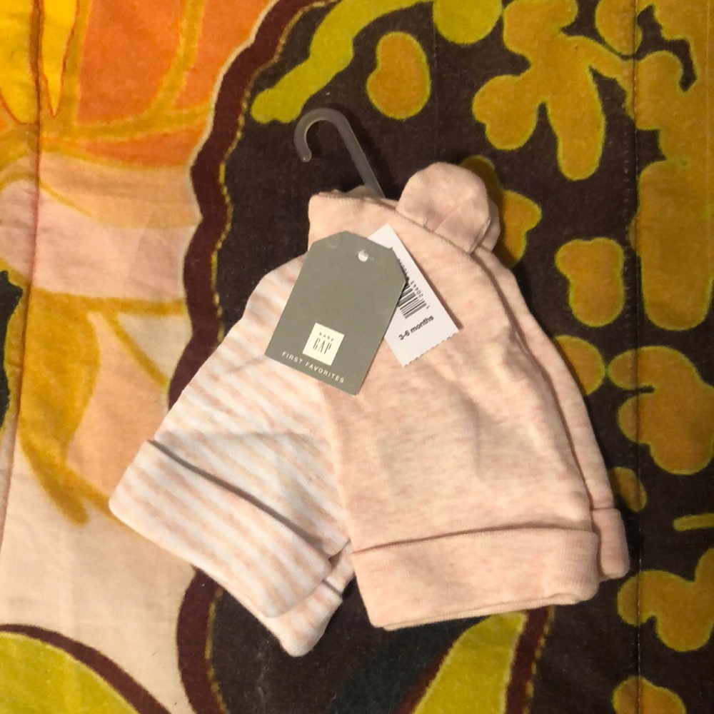 BabyGap first favorites teddy ears hats two pack NWT 3-6 months